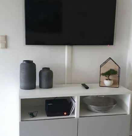 Nahrstedt * فالديك